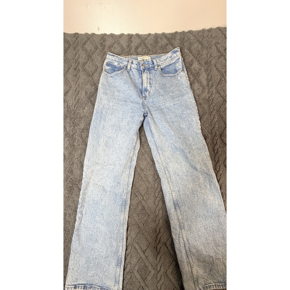 Abercrombie & Fitch Women's 90s High Rise Relaxed Straight Jeans Blue 27
